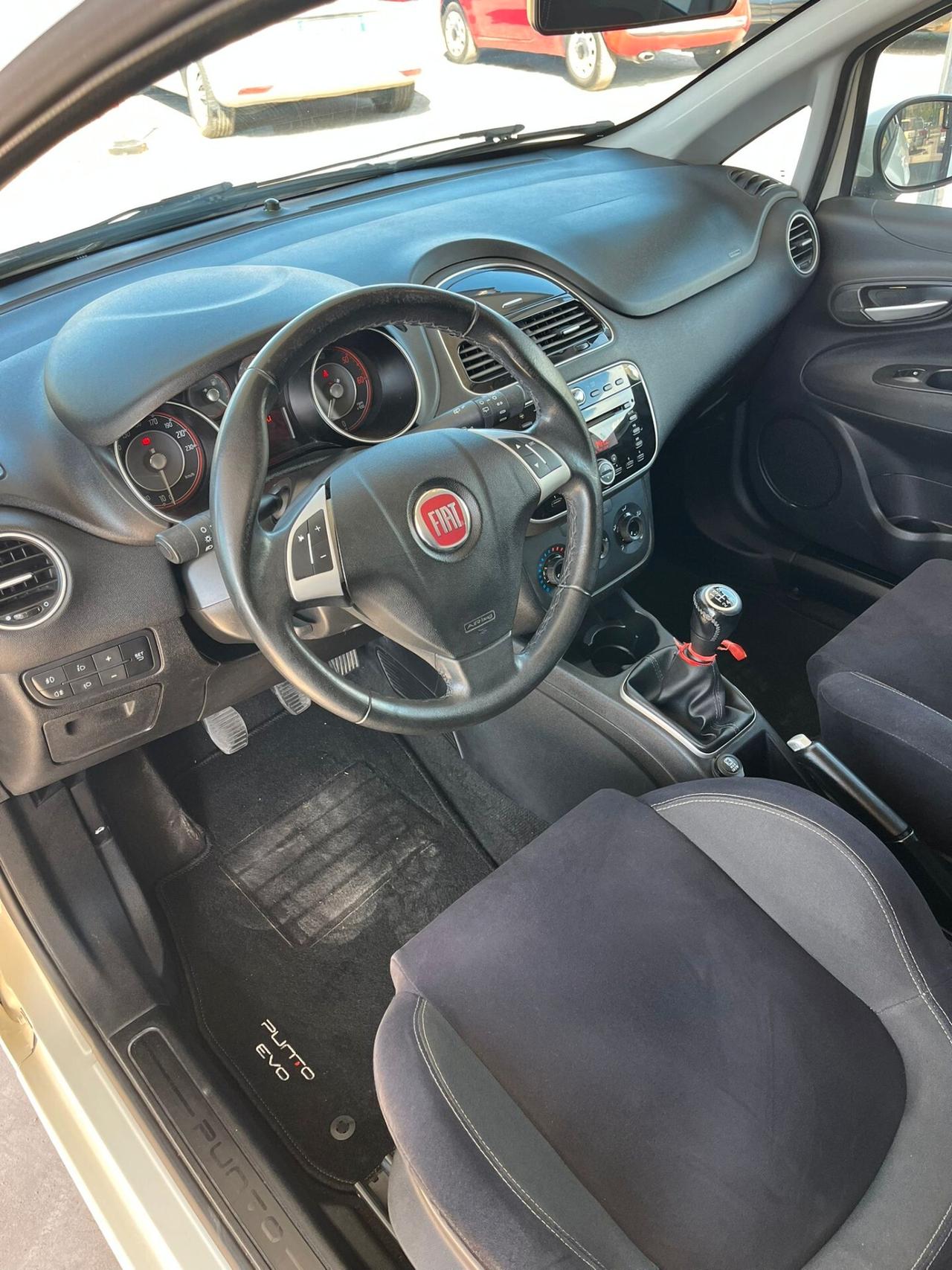 Fiat Punto 1.3 MJT II S&S 95 CV 5 porte Street