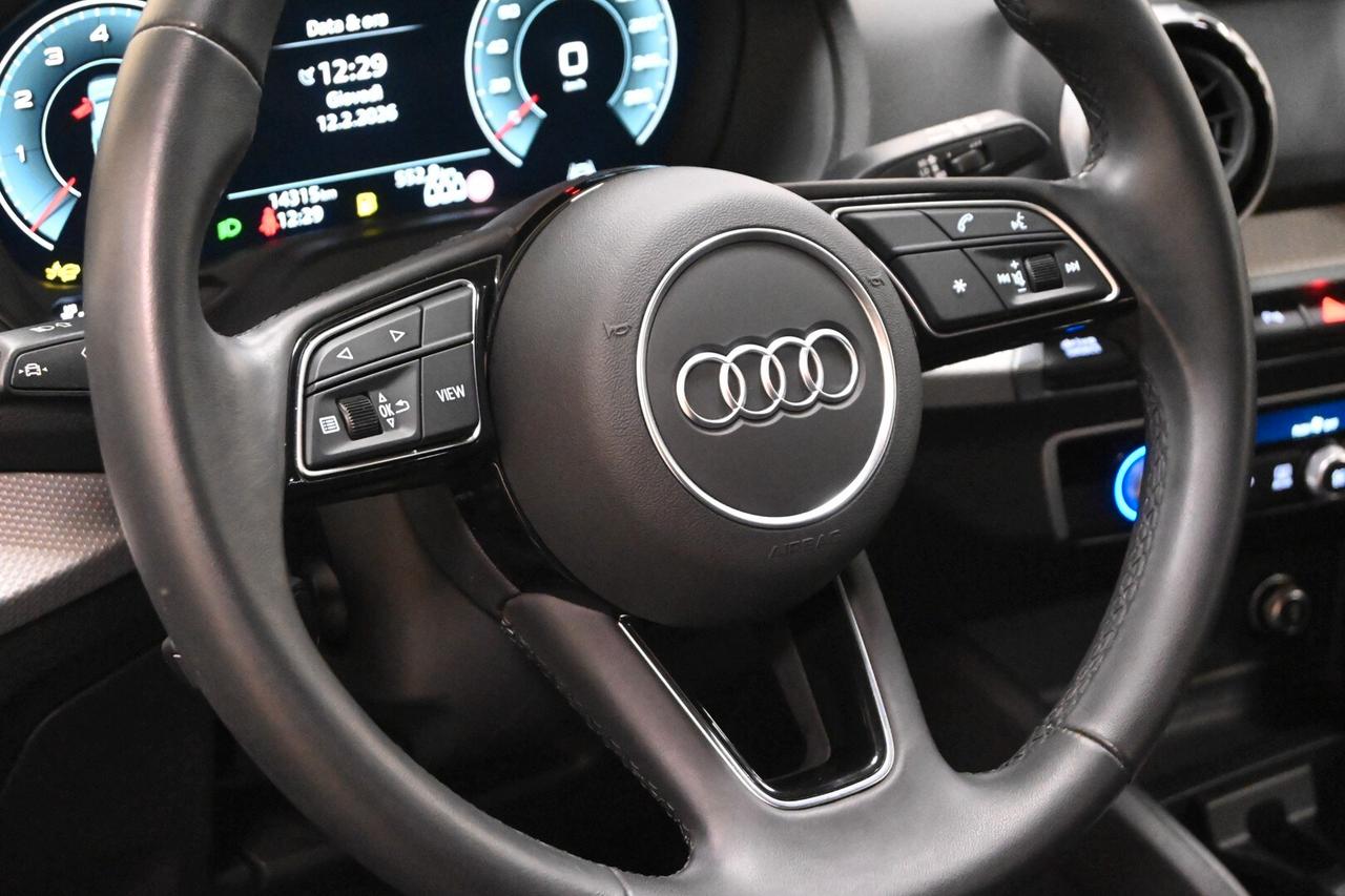 AUDI Q2 Q2 30 TFSI S line Edition