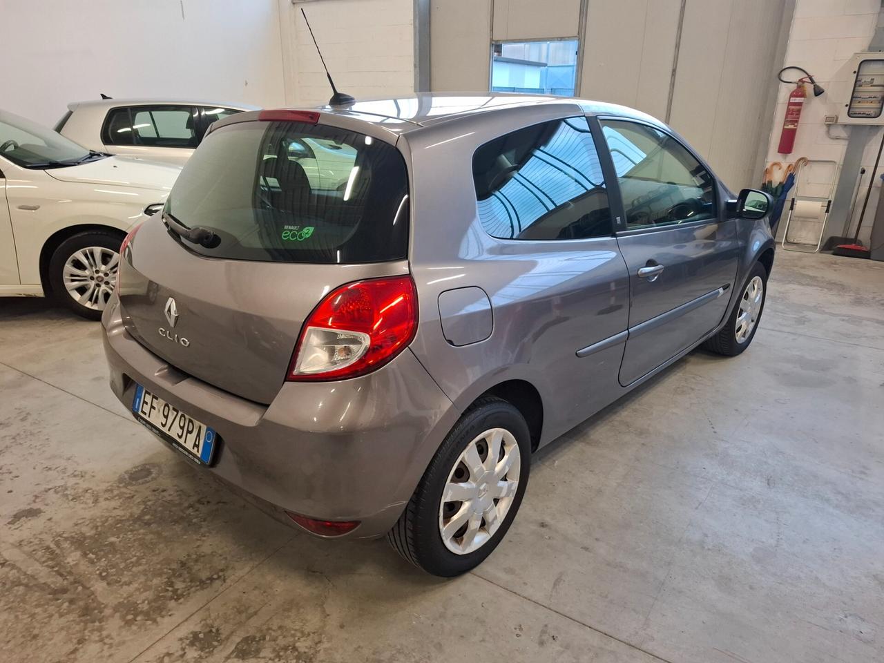Renault Clio 1.2 16V 3 porte Dynamique
