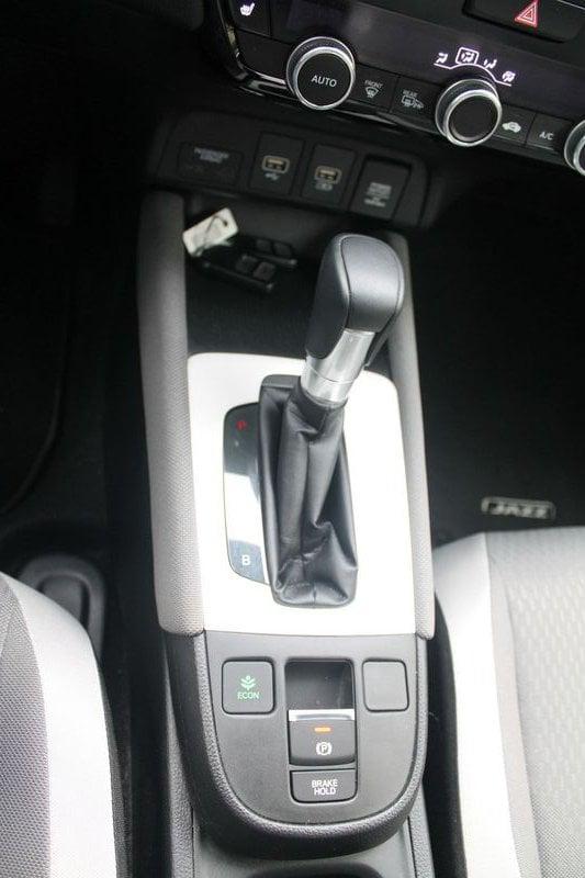 Honda Jazz 1.5 Crosstar eCVT Executive