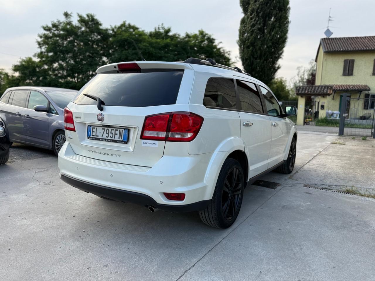 Fiat Freemont 2.0 Mjt 170 CV 4x4 aut. Lounge