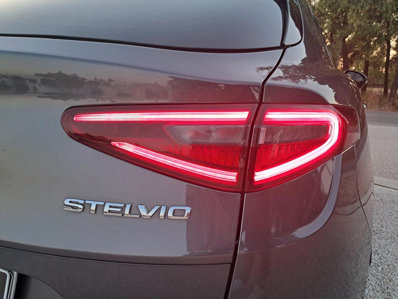 Alfa R. Stelvio 190 CV AT8 Q4 *LED-PELLE-CERCHI 20''