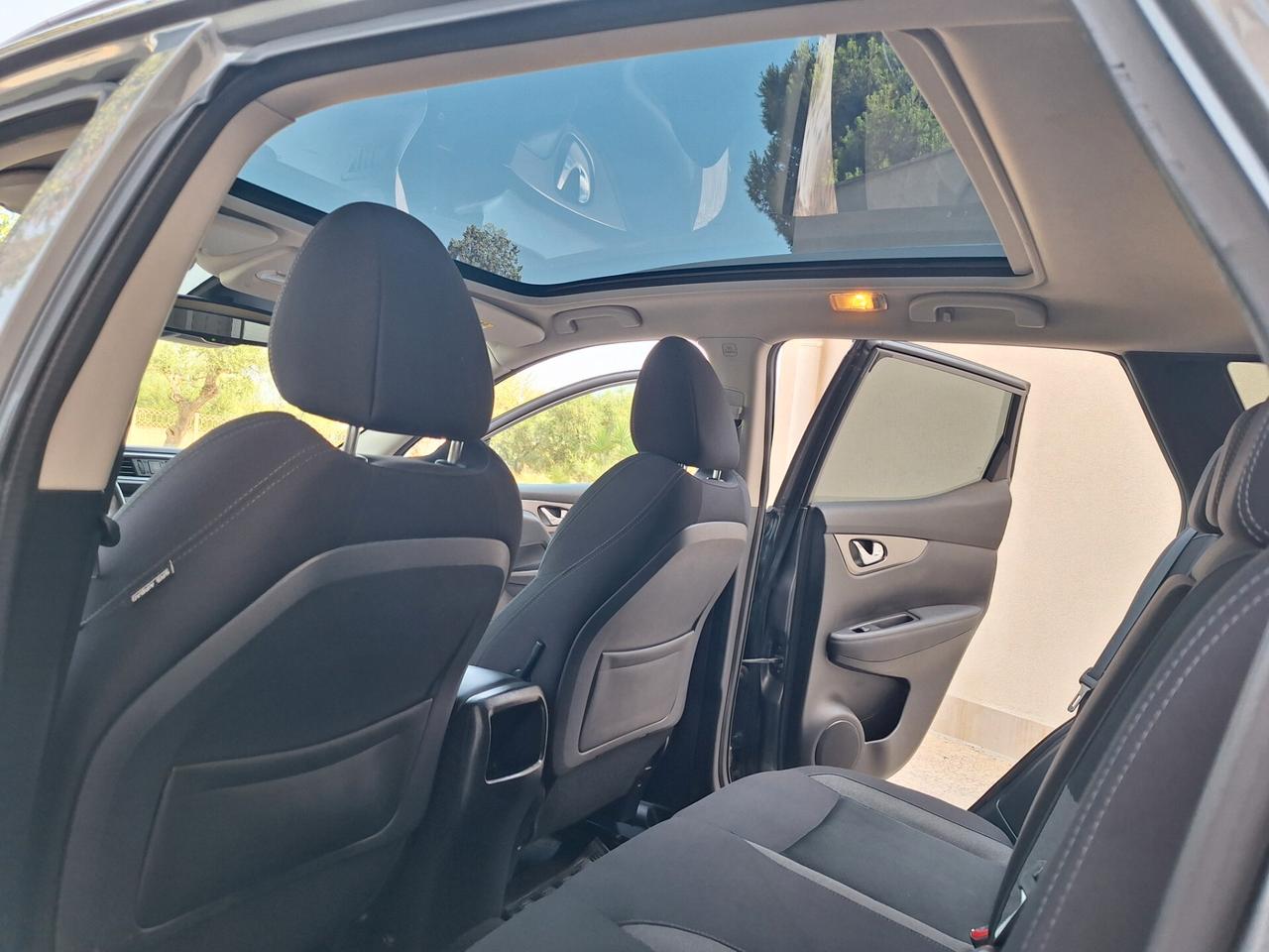 Nissan Qashqai 1.5 dCi Tekna"NAVI,TETTO"