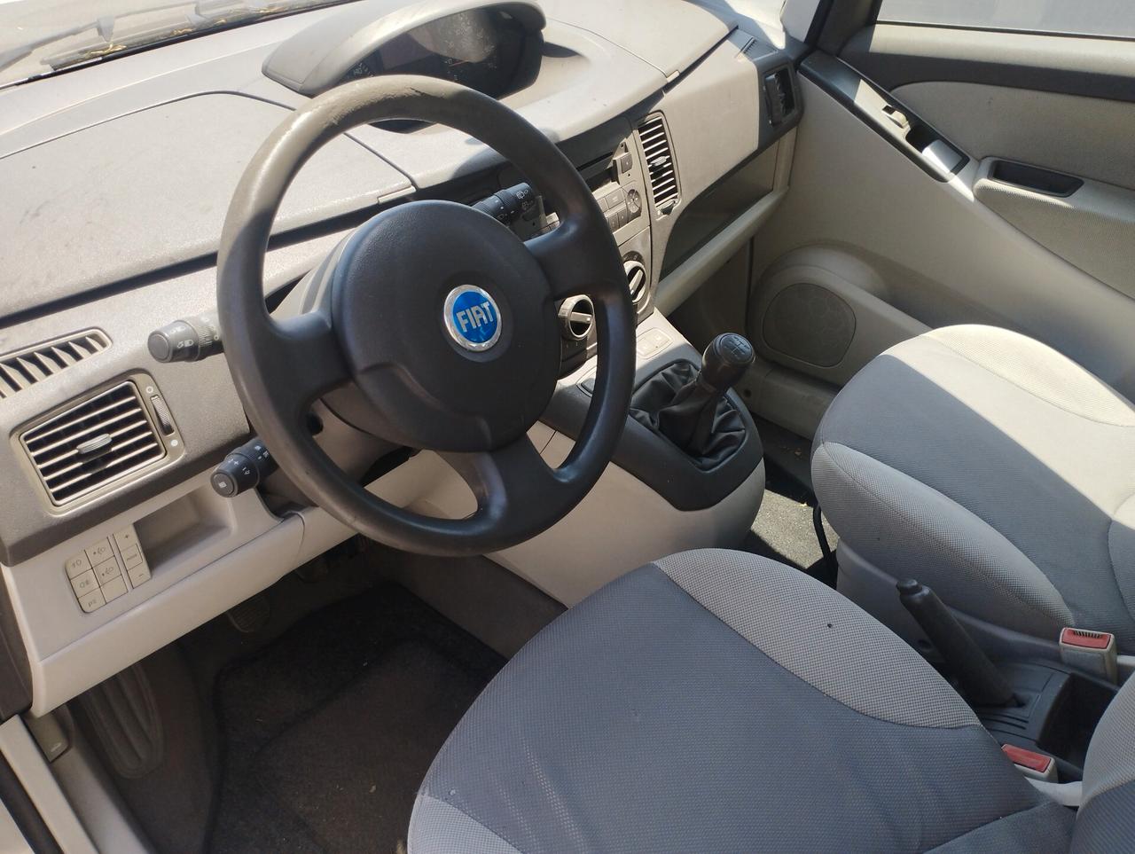 Fiat Idea 1.3 Multijet 16V Emotion