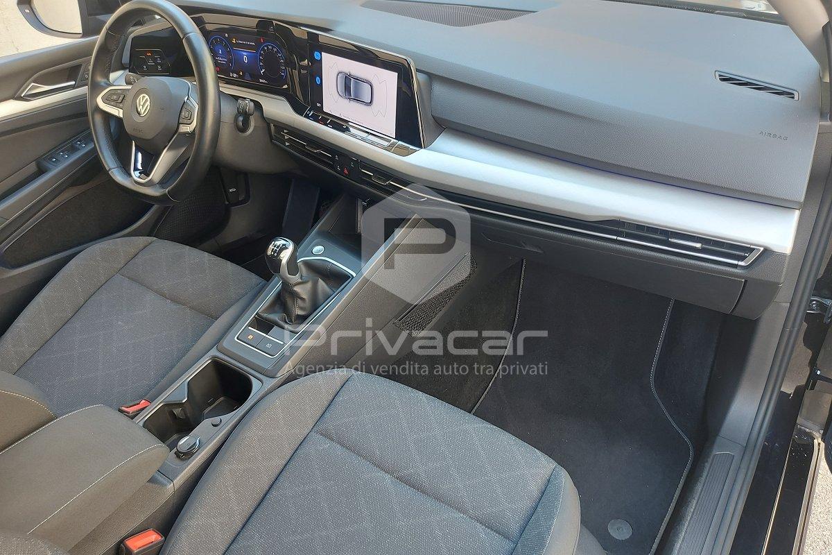 VOLKSWAGEN Golf 1.5 TGI Life