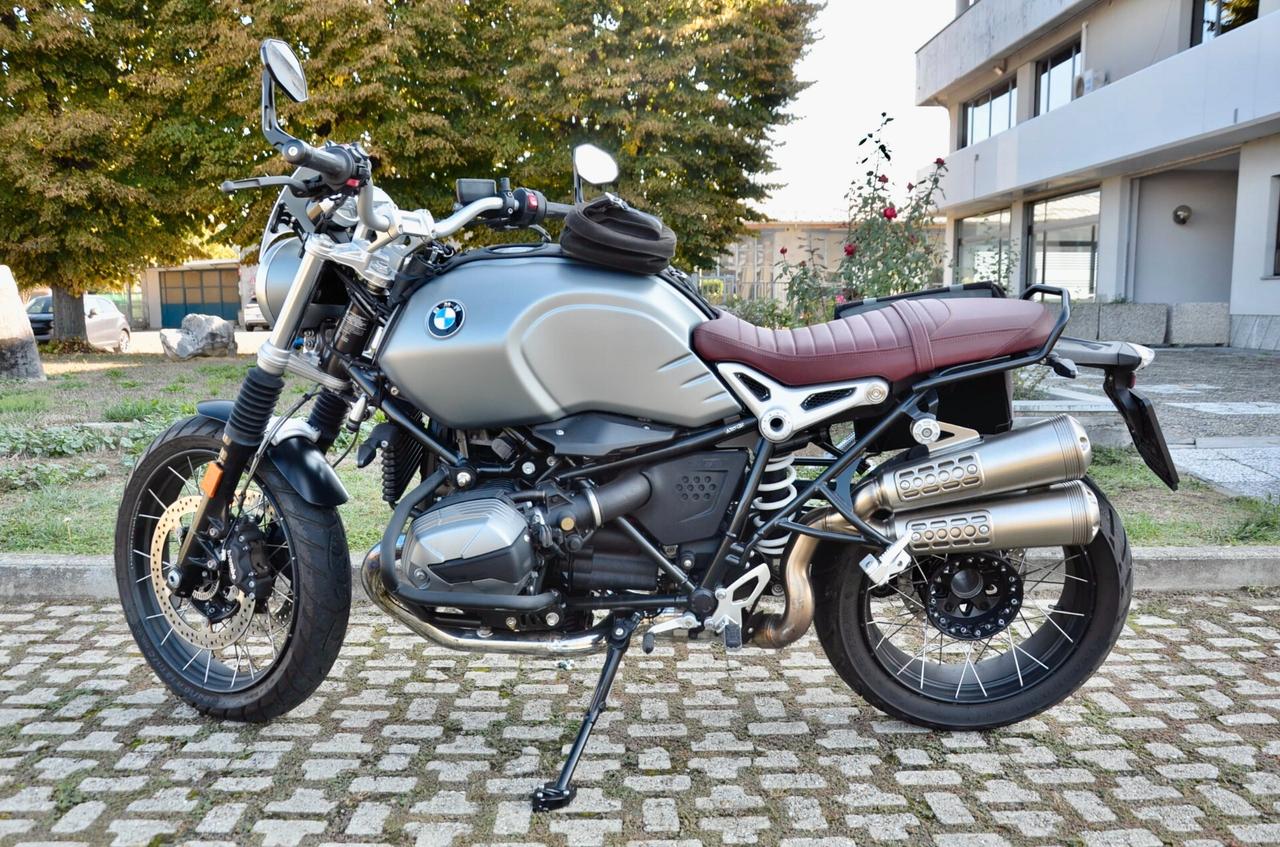 BMW R 12 NINET SCRAMBLER, AKRAPOVIČ