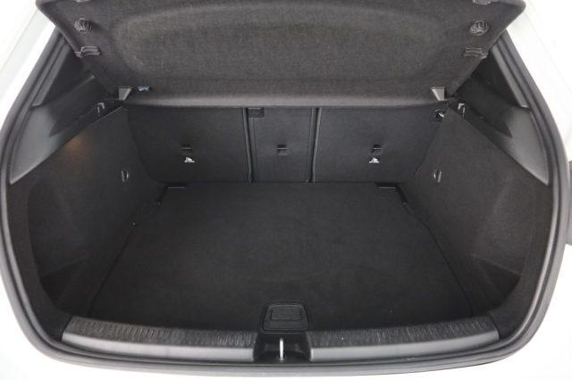 MERCEDES-BENZ A 180 A 180 d Automatic Business Extra