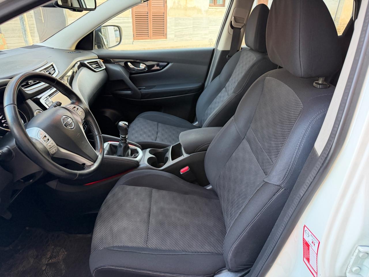 Nissan Qashqai 1.5 dCi N-Connecta