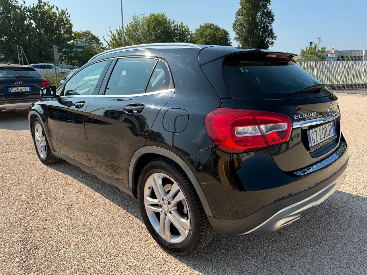 Mercedes-benz GLA 180 CDI Premium