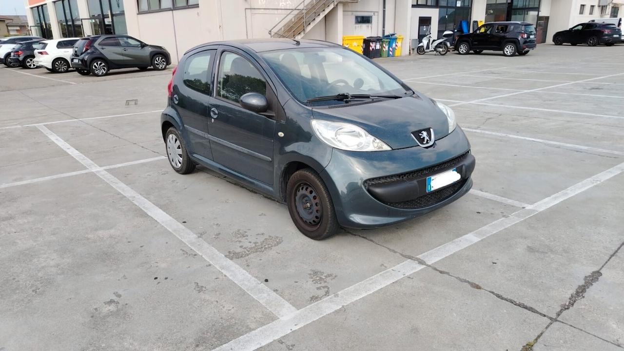 Peugeot 107 5 porte
