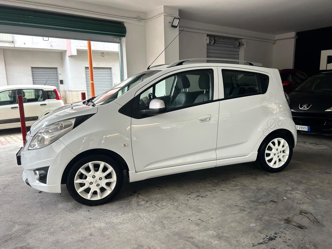 Chevrolet Spark 1.0 GPL Eco Logic Pink Lady Special Edition