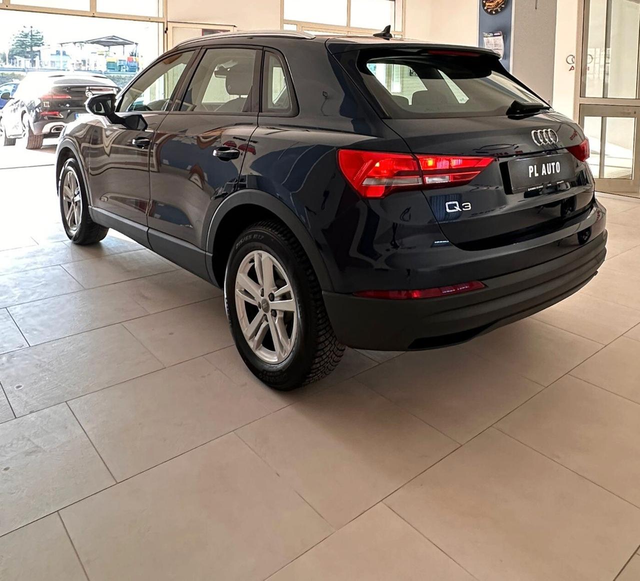 Audi Q3 35 TDI S tronic Business Advanced