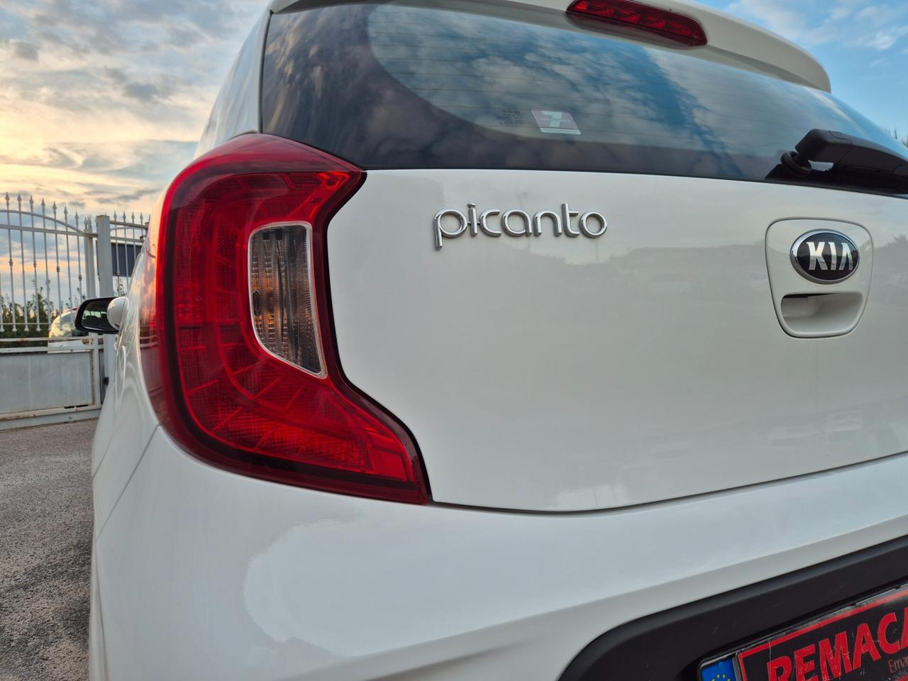 Kia PICANTO 1.0 Eco GPL 5 porte Cool RESTAYLING 2019