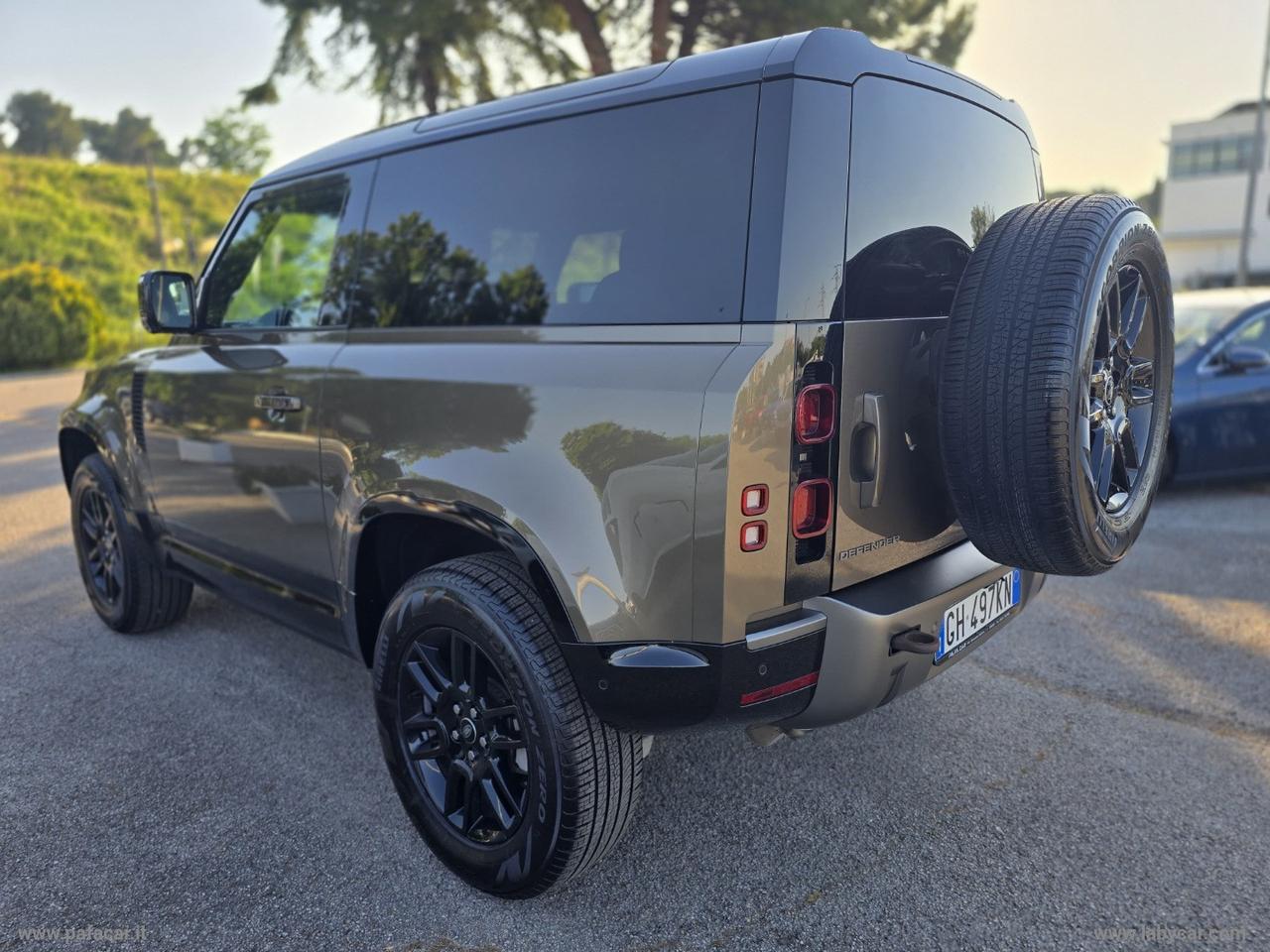 LAND ROVER Defender 90 3.0D I6 200 CV X-Dynamic S