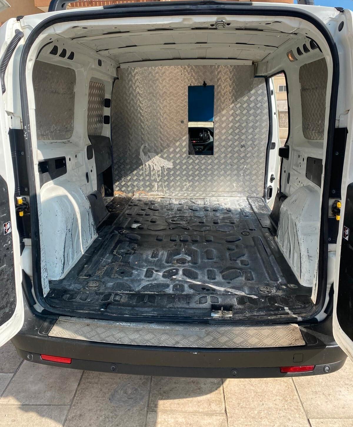 Fiat Doblo Maxi Furgone 1.6 Multijet