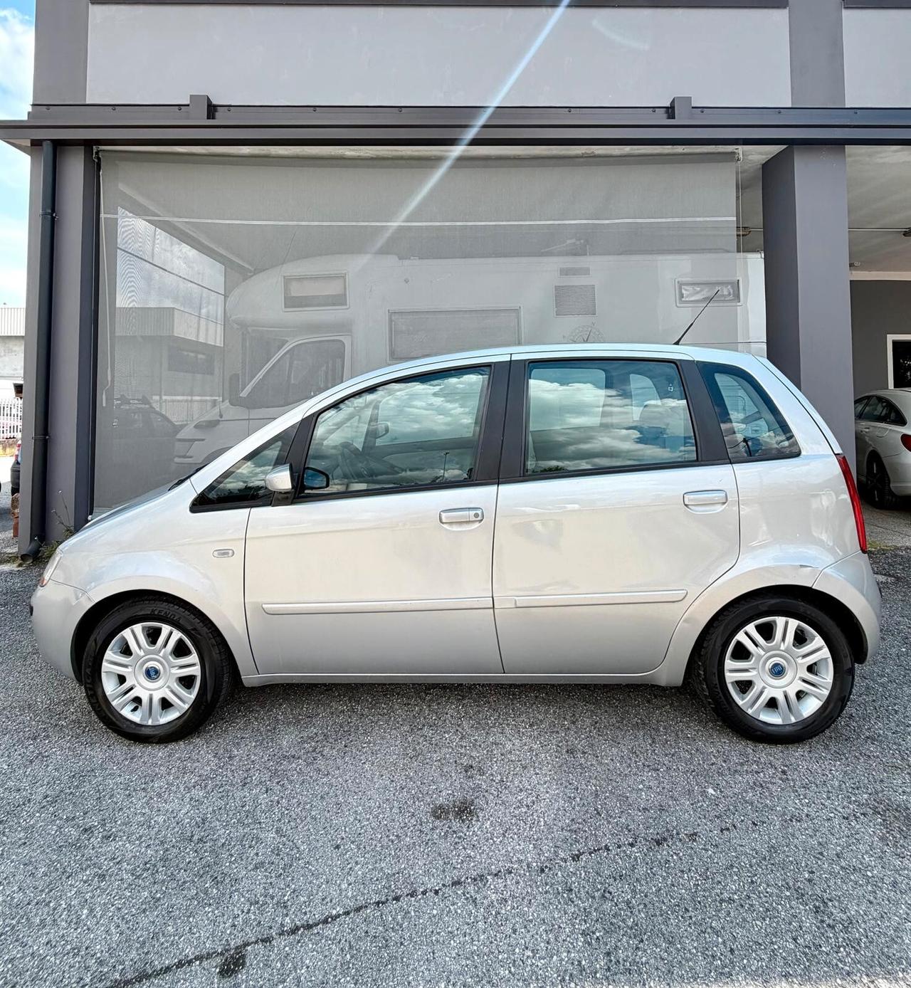 Fiat Idea 1.3 Multijet 16V Active