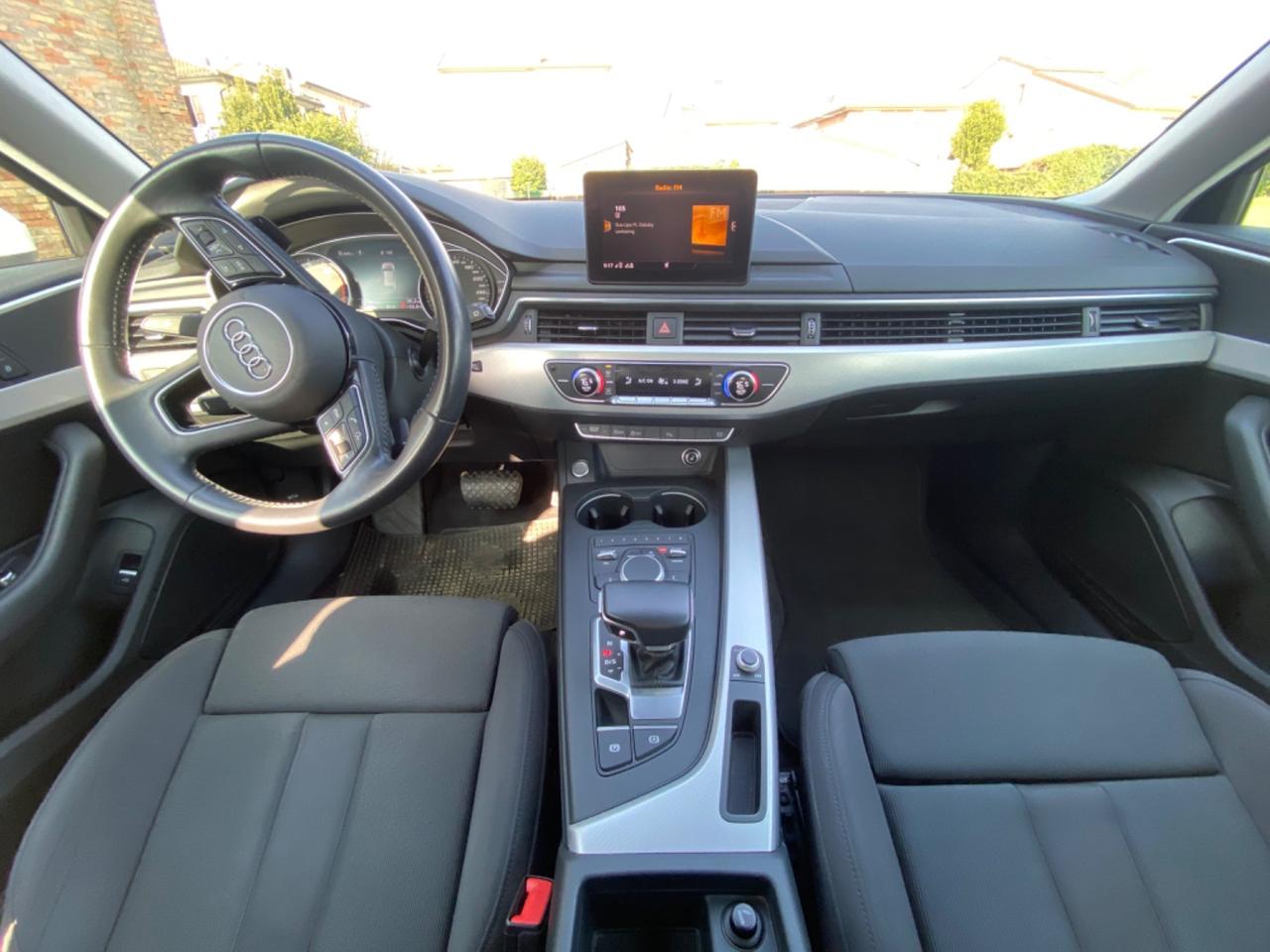 Audi A4 Avant 40 g-tron S tronic Business Sport