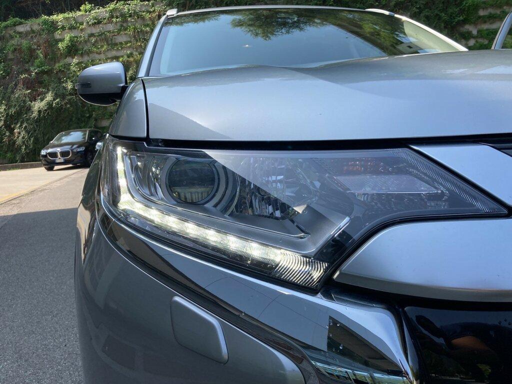 Mitsubishi Outlander 2.0 Mivec Insport 2WD CVT