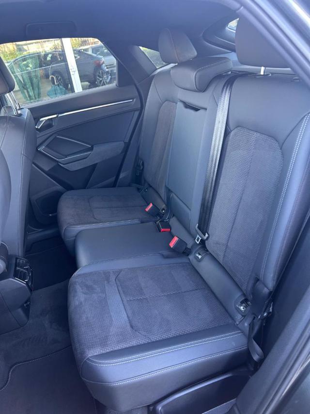 AUDI Q3 SPB 35 TDI S tronic S line edition