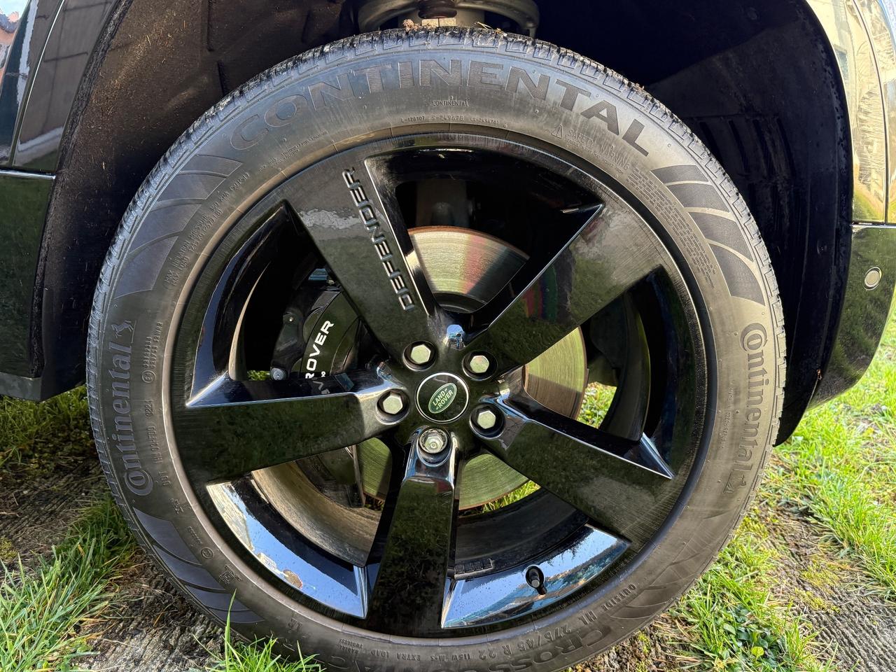 Land Rover Defender 110 5.0 V8 525 CV AWD Auto Carpathian Edition