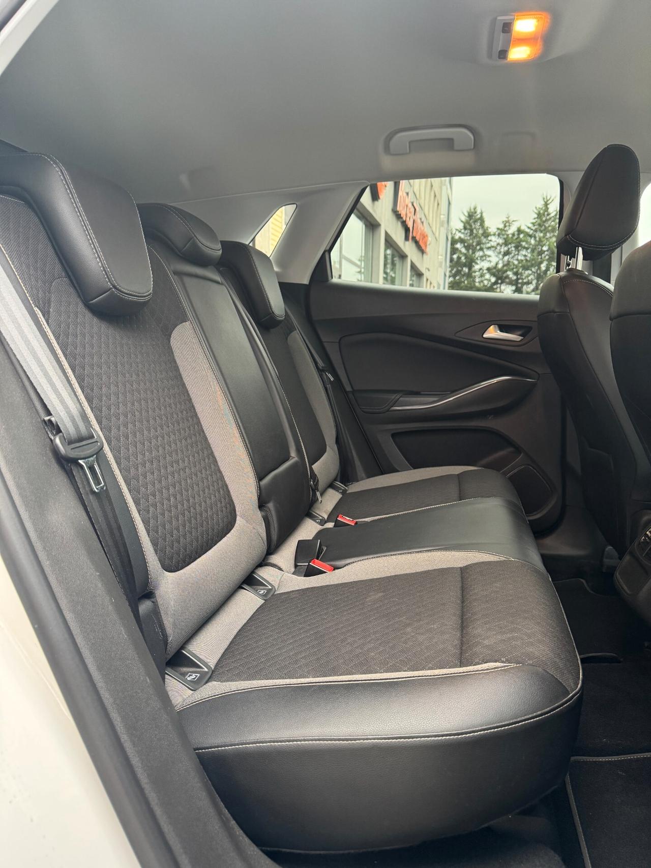 Opel Grandland X 1.2 Turbo 130 CV NEOPATENTATO