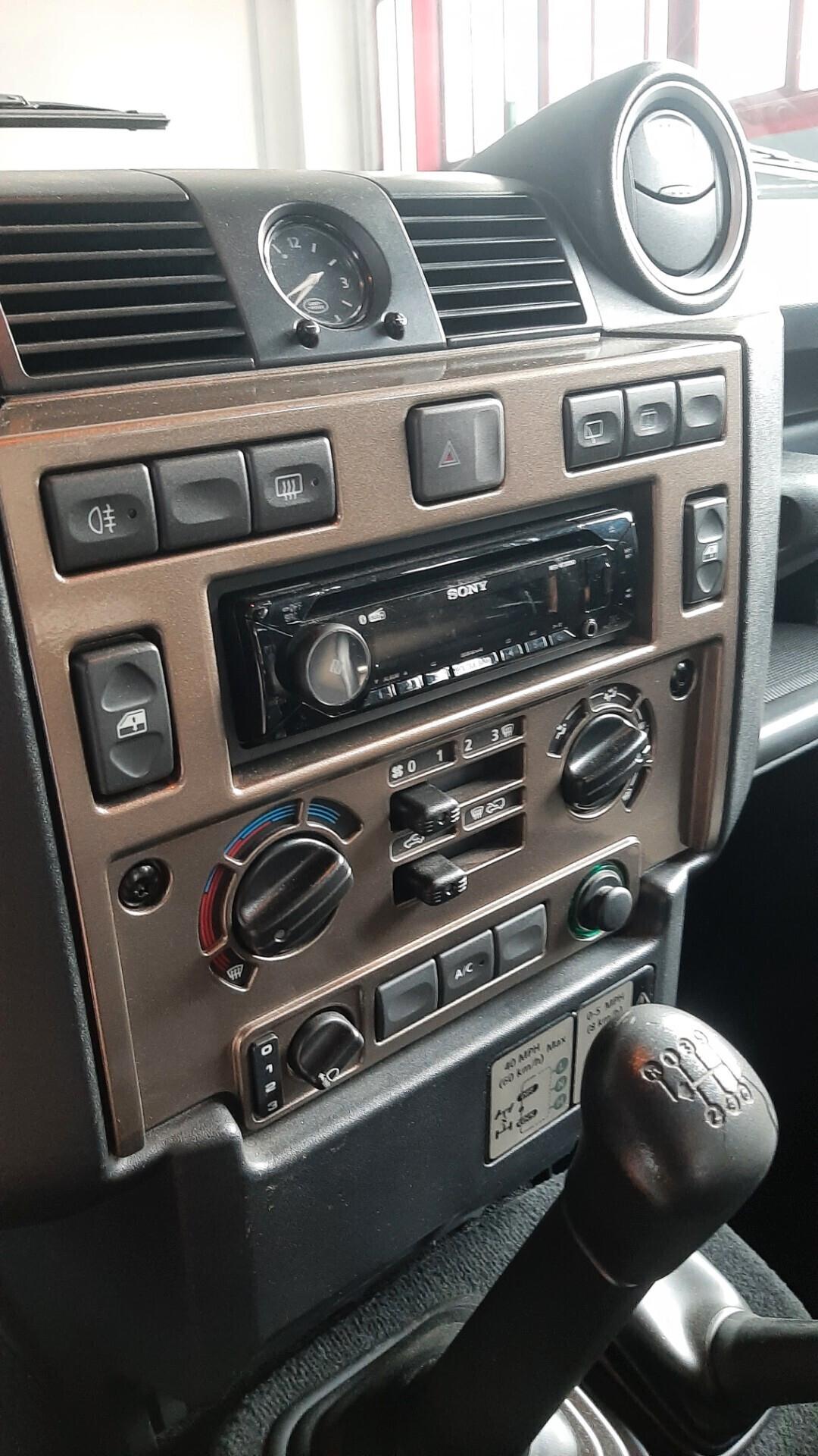 Land Rover Defender 90 2.4 TD4 Pick Up S