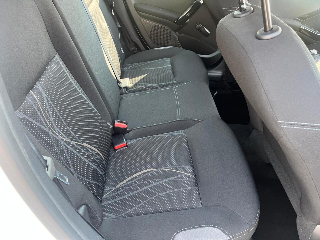 Peugeot 208 1.4 HDi 68 CV 5 porte Active