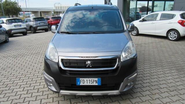 Peugeot Partner Tepee BlueHDi 120 S&S Outdoor