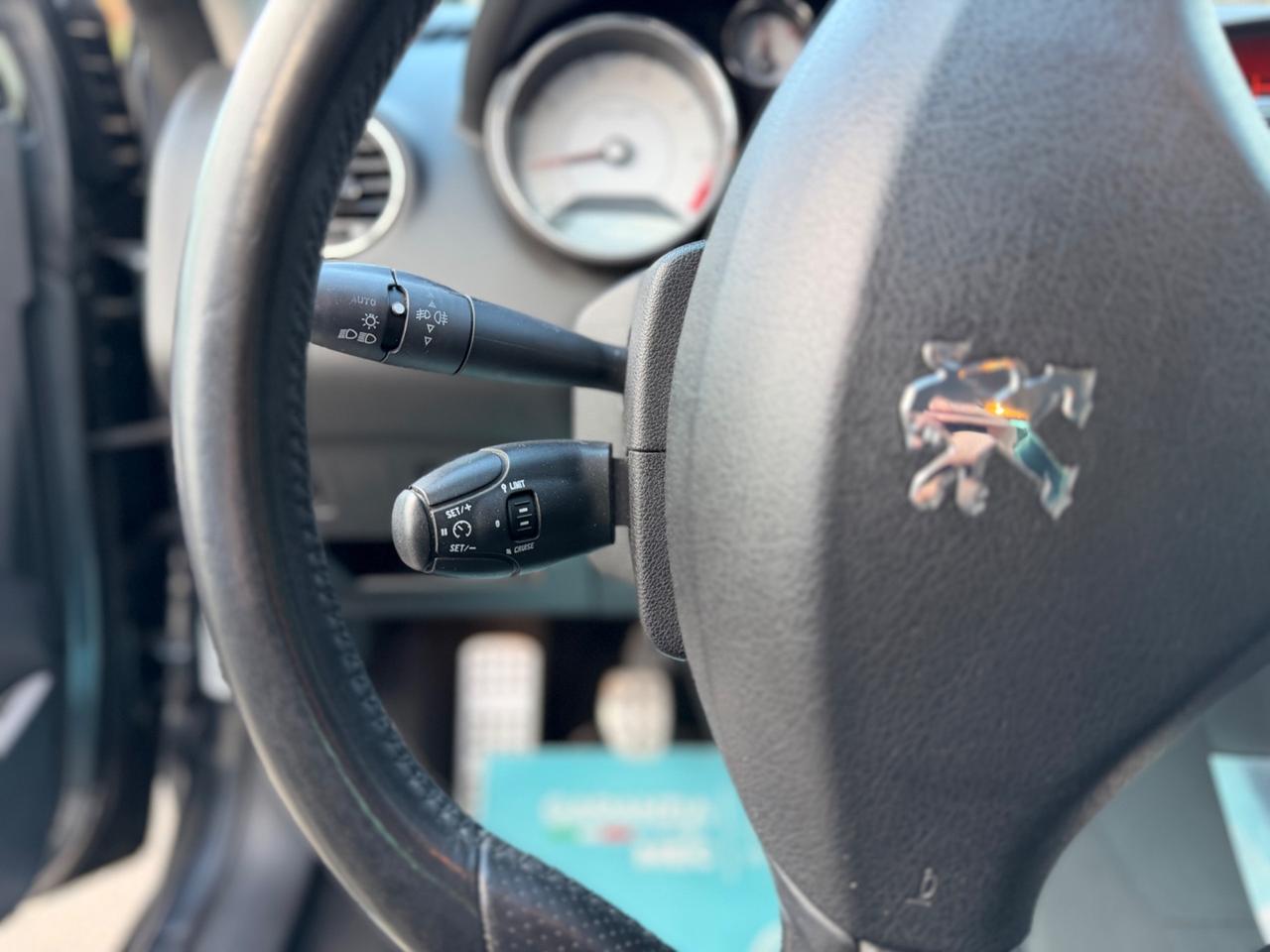 Peugeot 308 CC 1.6 THP 156CV aut. Féline