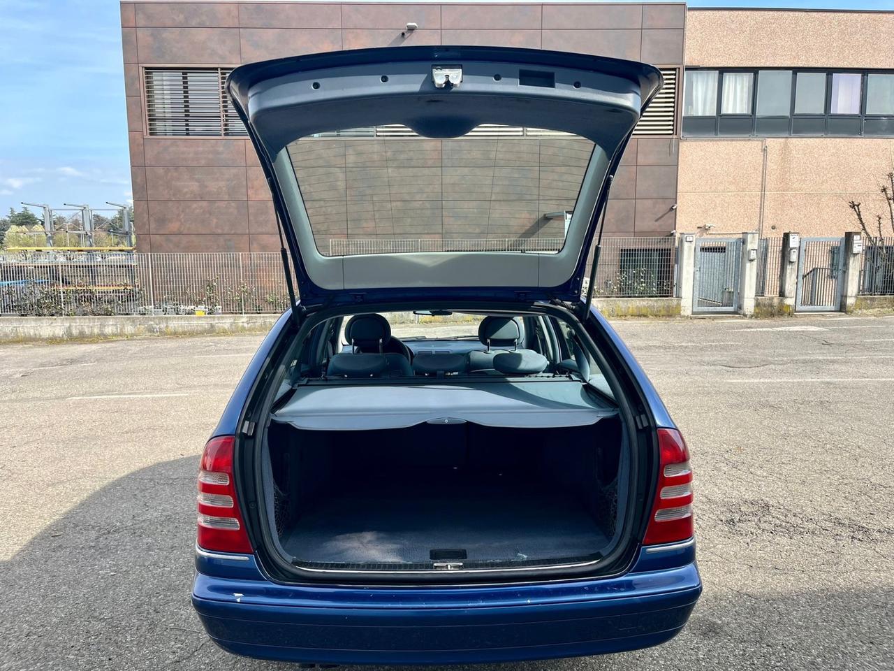 Mercedes-benz C270cdi sw 170cv 2004 208.000km