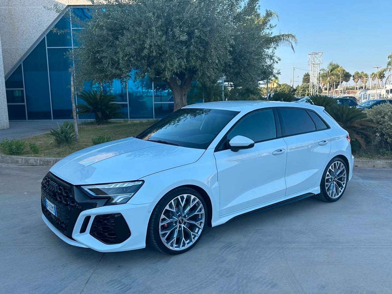 Audi RS3 SPB quattro possibilità noleggio no scoring