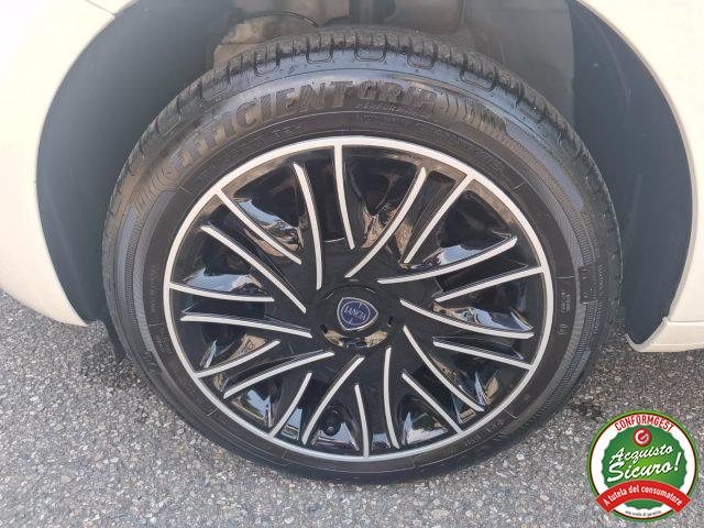LANCIA Ypsilon 1.0 FireFly 5 porte S&S Hybrid Gold UN.PROP.