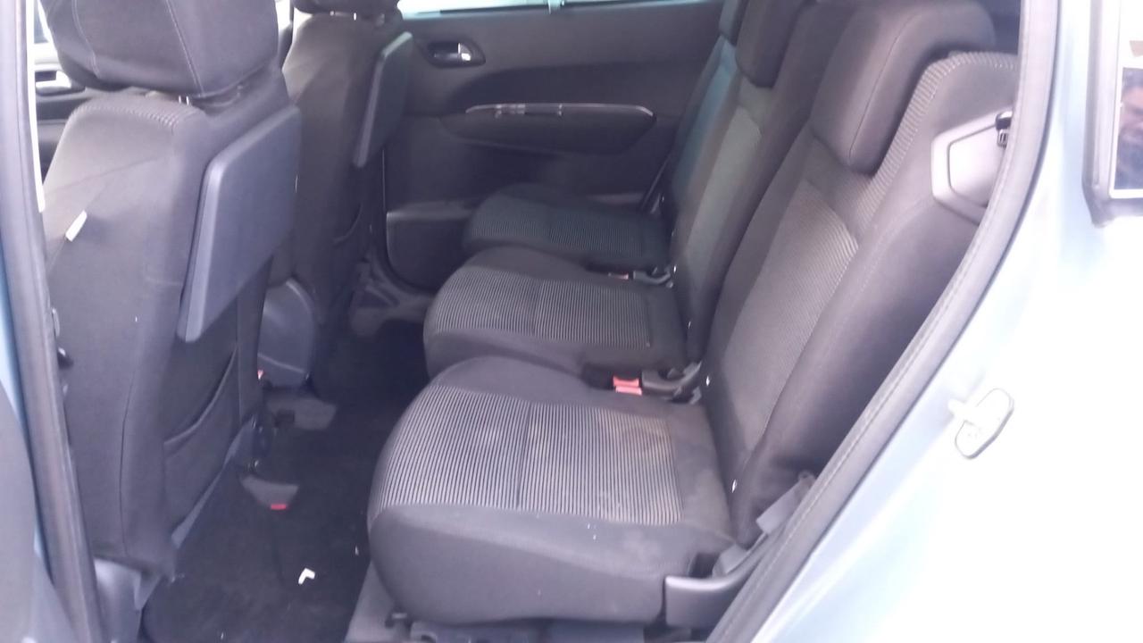Peugeot 5008 1.6 HDi 112CV Tecno