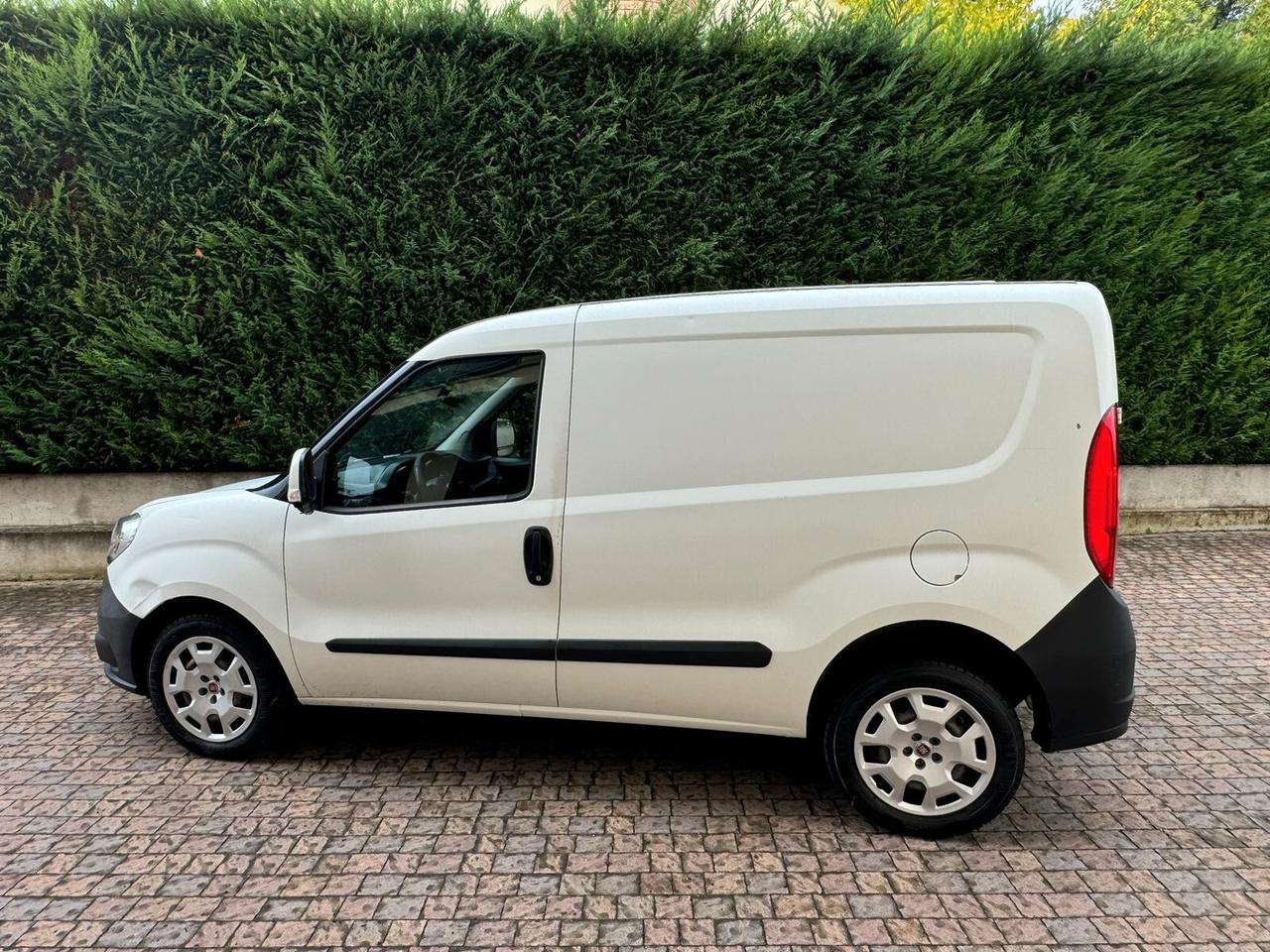 Fiat Doblo Doblò 1.4 T-Jet Natural Power PC-TN Cargo Lamier. SX 3 posti