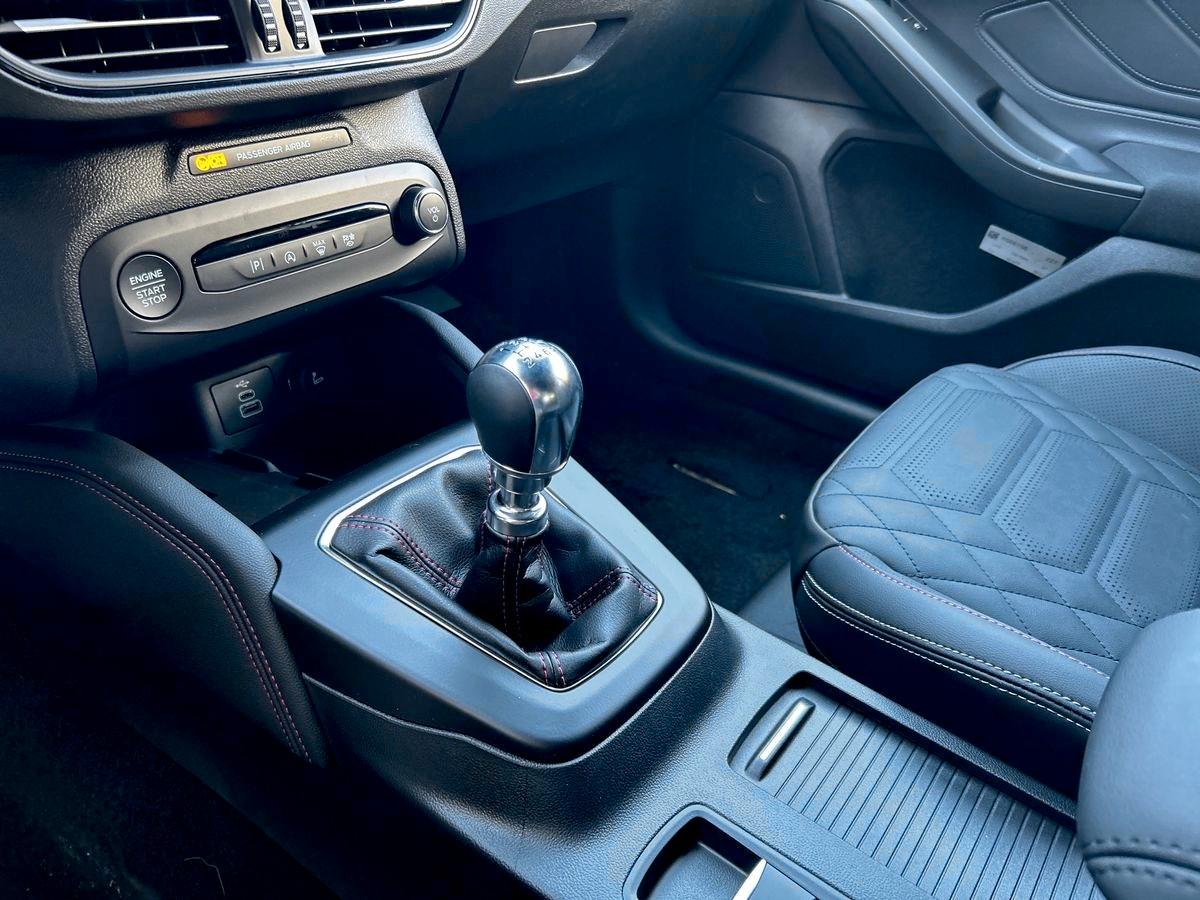 FORD Focus Focus ST-Line X  1.0 EcoBoost Hybrid 125 CV 5 porte Man