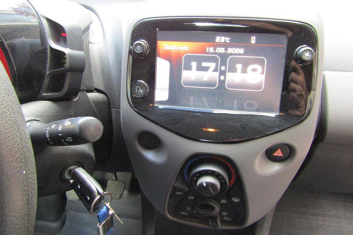 PEUGEOT 108 VTi 72 5 porte Active