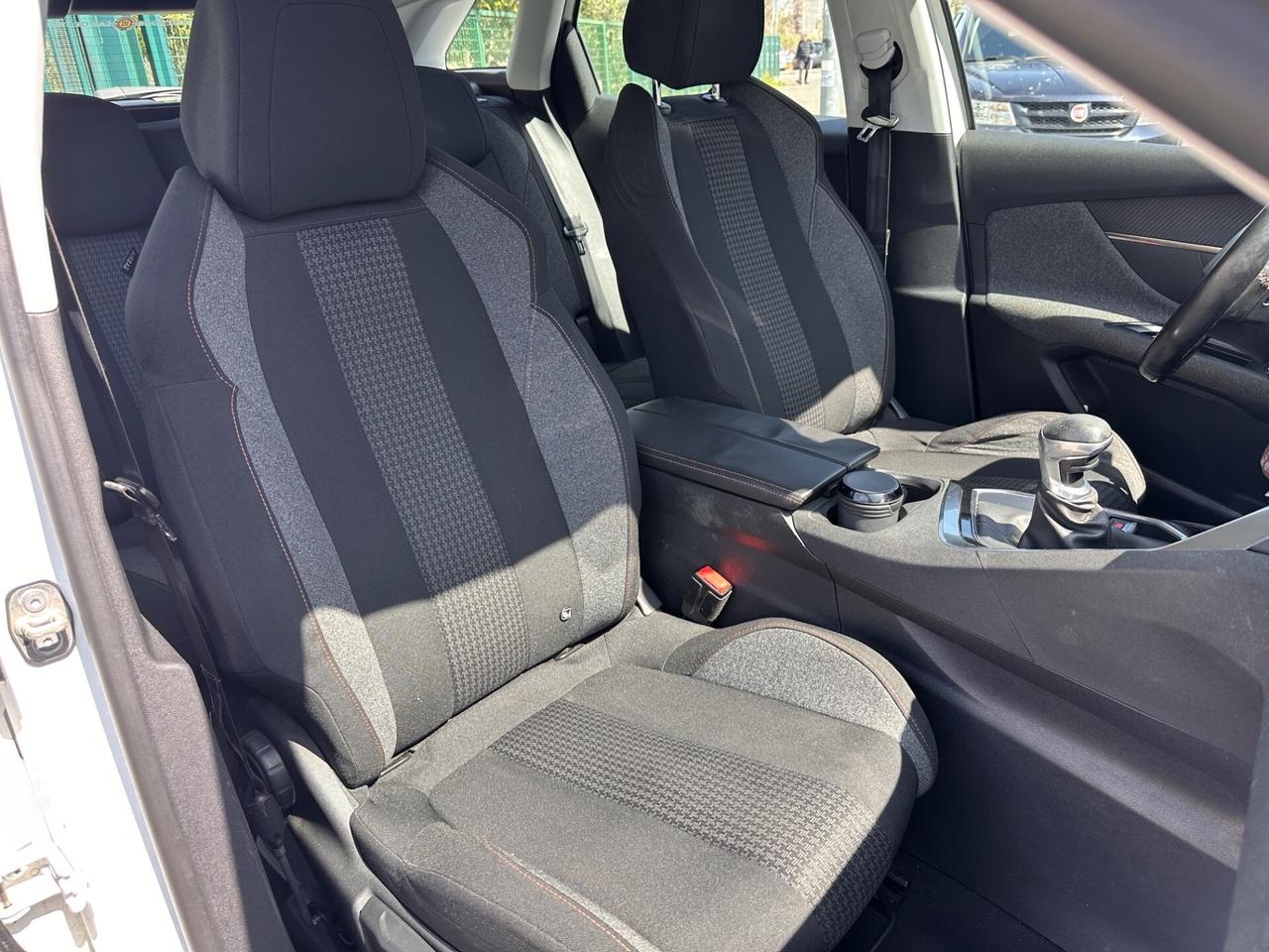Peugeot 3008 1.2 130cv Distribuzione 1.000km!