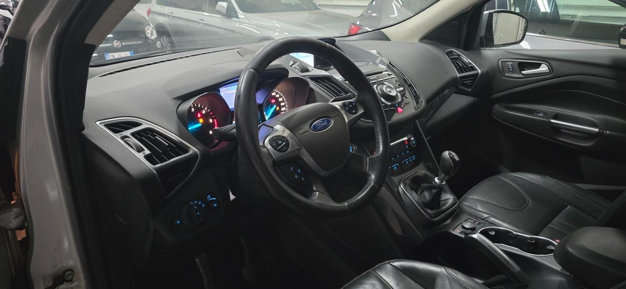 Ford Kuga 2.0 TDCI 140 CV 4WD Business