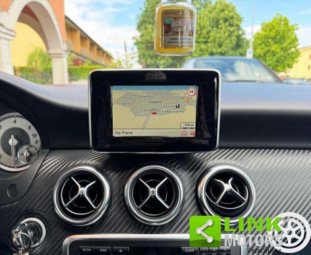 MERCEDES-BENZ A 180 CDI Premium AMG