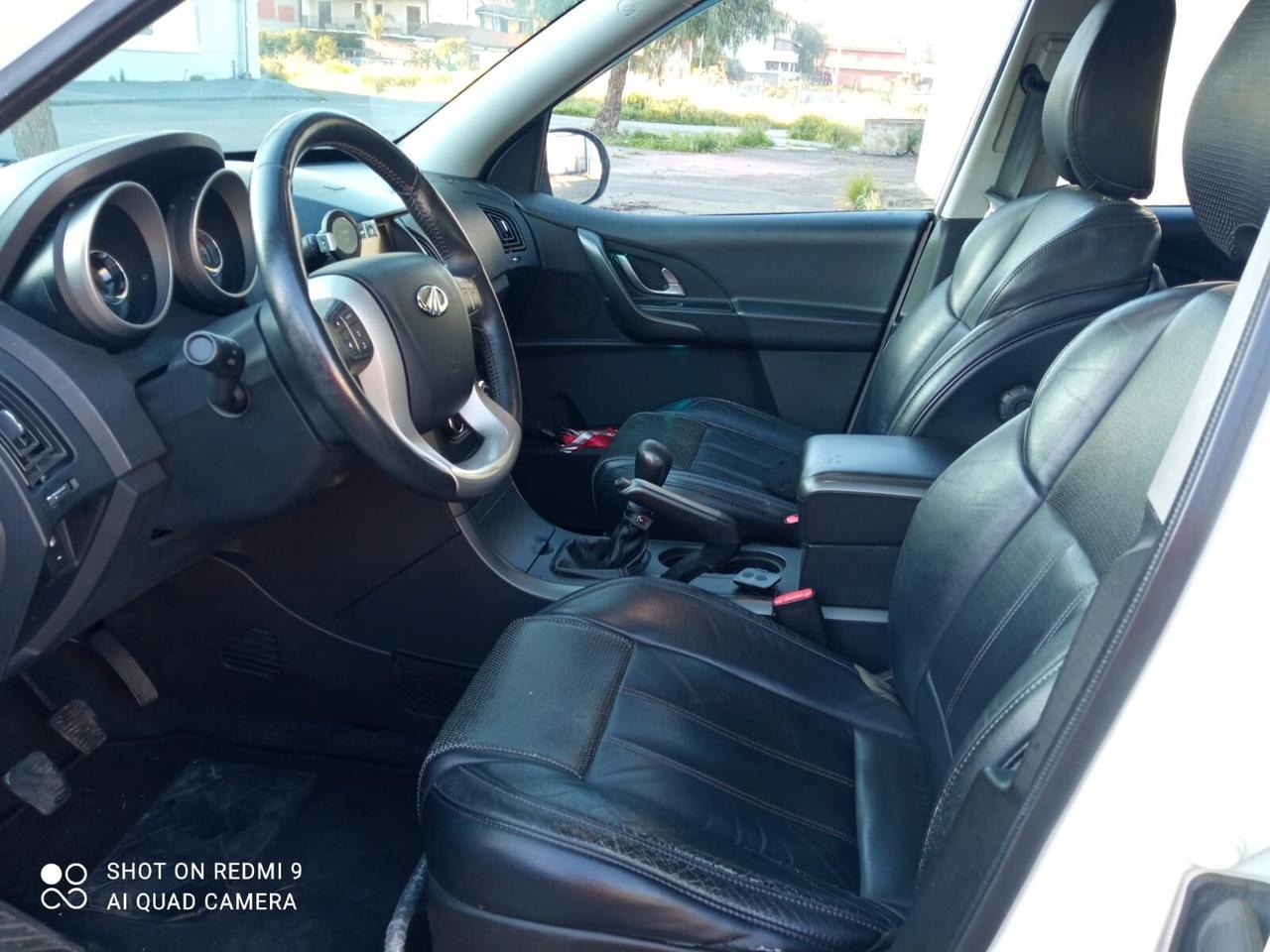 Mahindra XUV500 2.2 CDi 140cv (Motore Mercedes) FWD W8