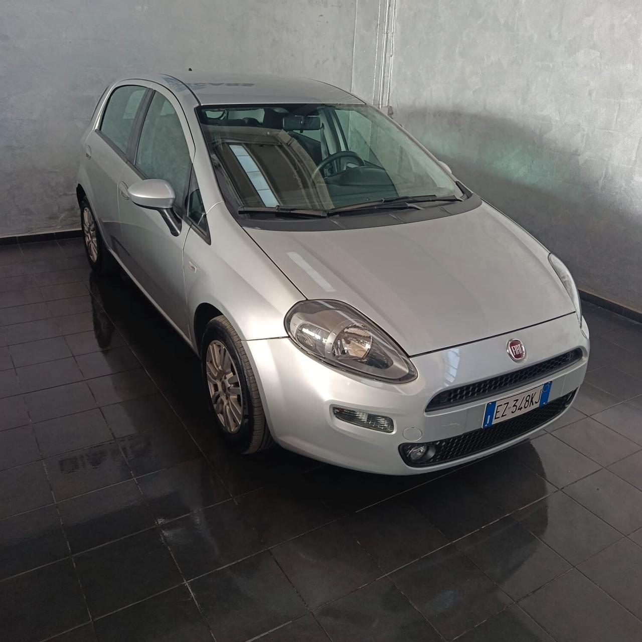 Fiat Punto 0.9 BENZINA LOUNGE