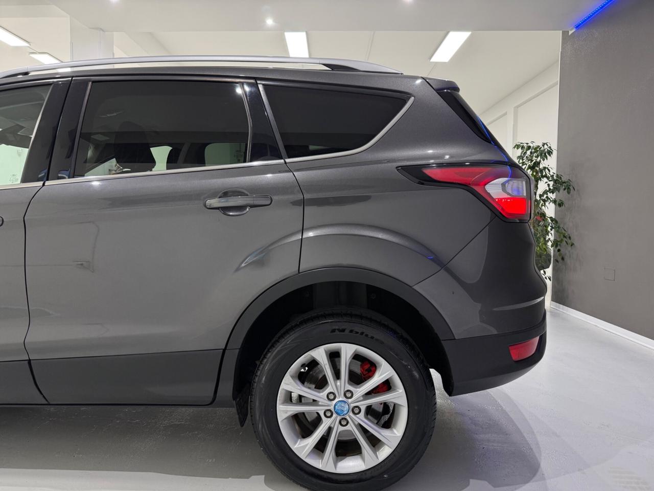 Ford Kuga 1.5 TDCI 120 Autom. Titanium