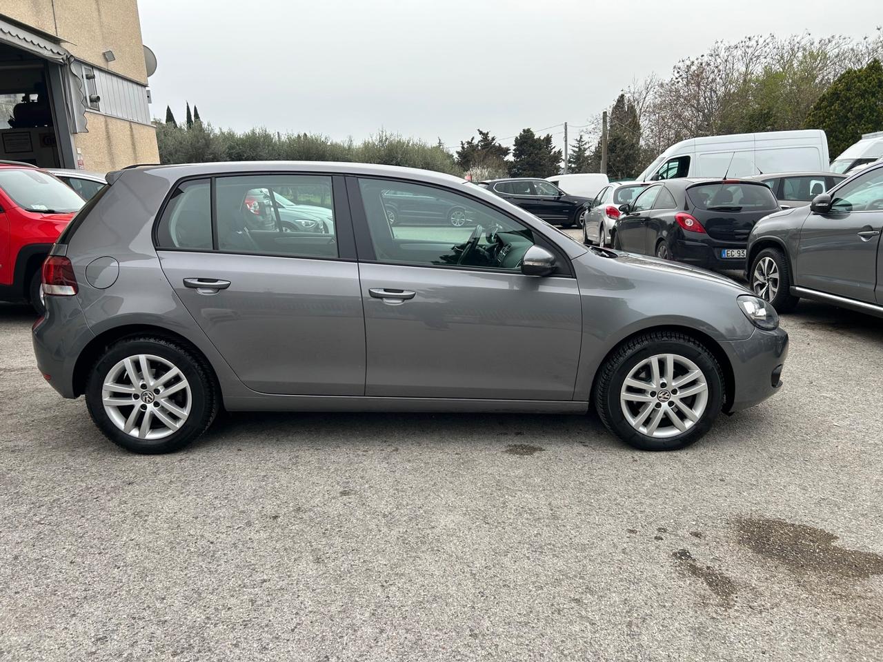 Volkswagen Golf 1.6 TDI DPF 5p. Highline