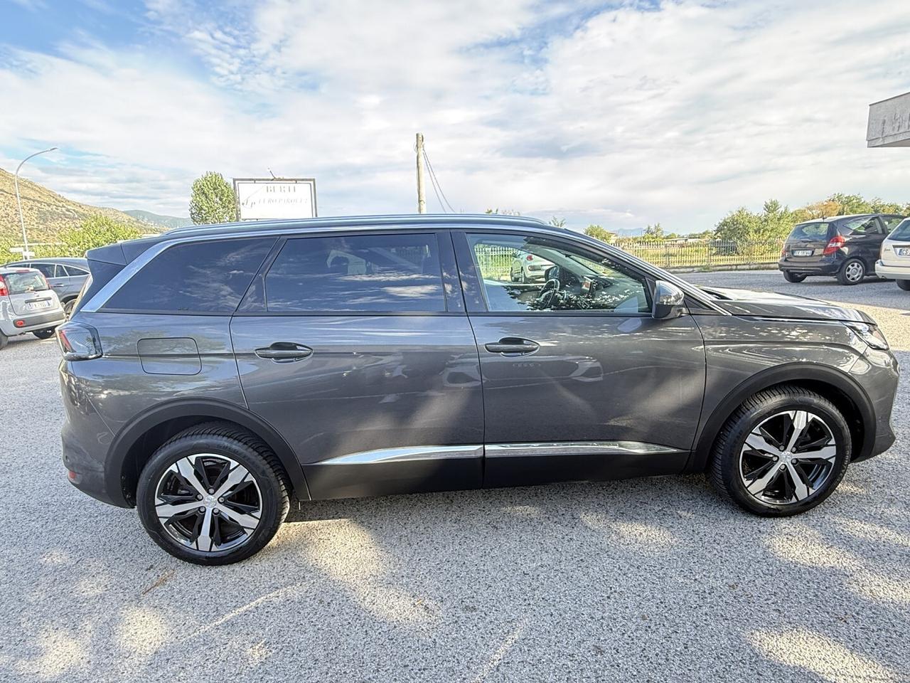 PEUGEOT 5008 1.5TDCI 4X4 GT LINE 7 POSTI