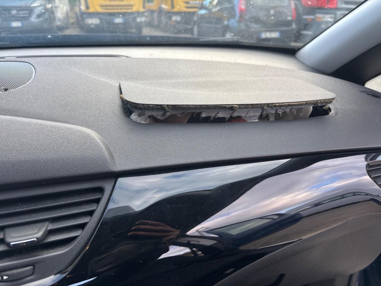 Opel Corsa 1.4 90CV GPL INCIDENTATA