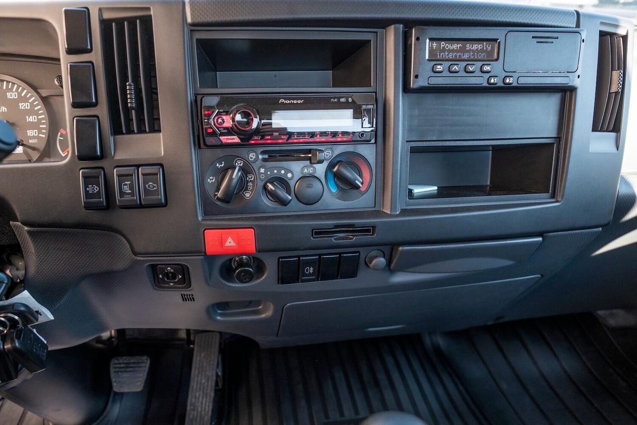 ISUZU M21 TT passo E A/C – Rib. 3 Lati TITAN