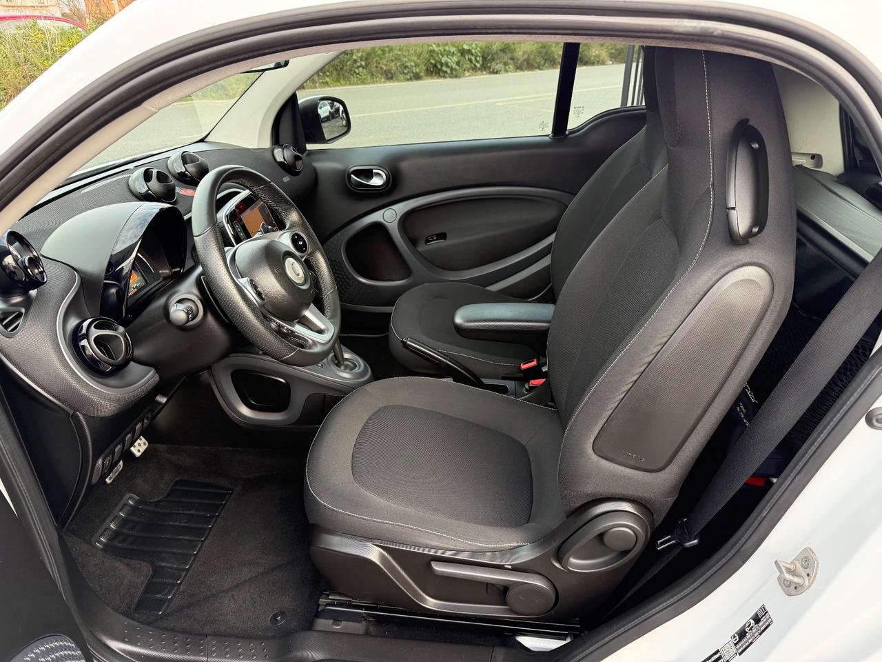 SMART FORTWO 70 SUPERPASSION TWINAMIC