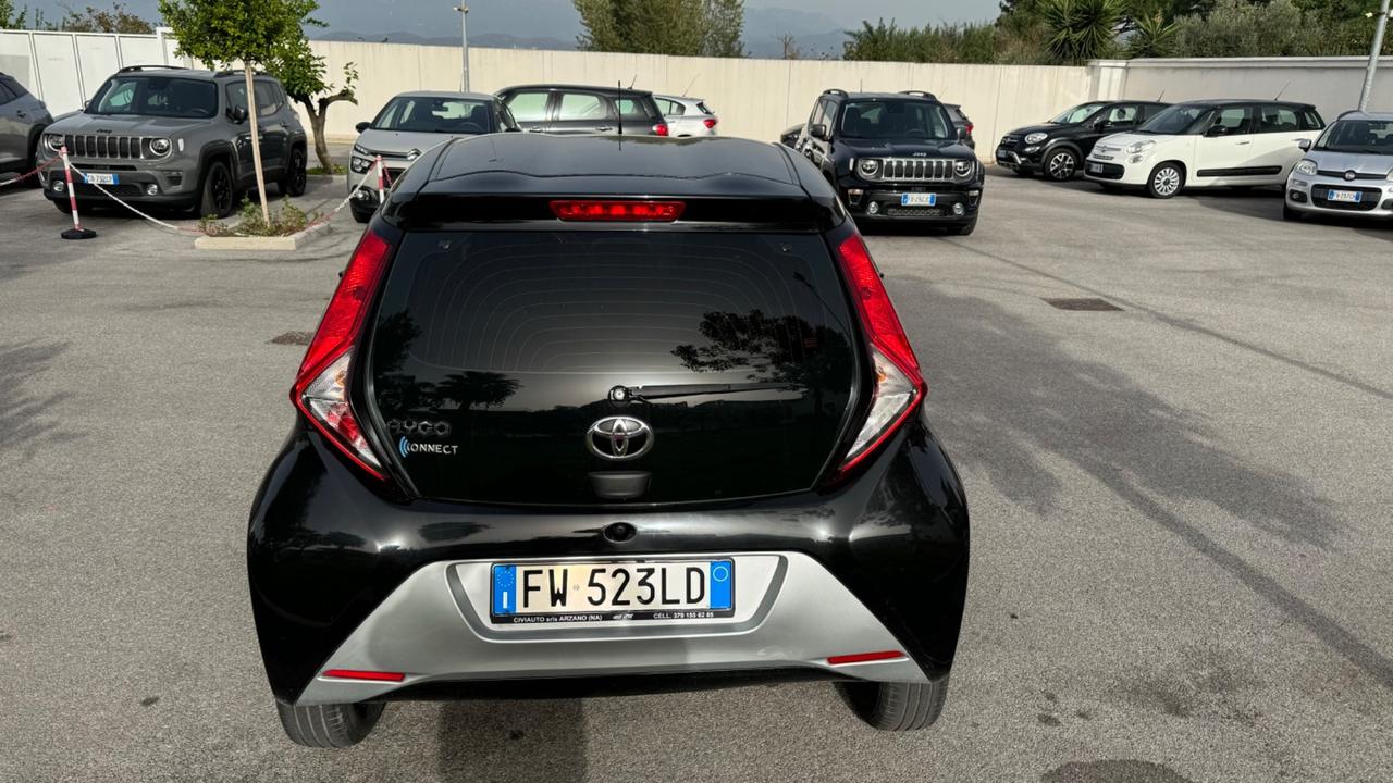 Toyota Aygo Connect 1.0 VVT-i 72 CV 5 porte x-cool MMT