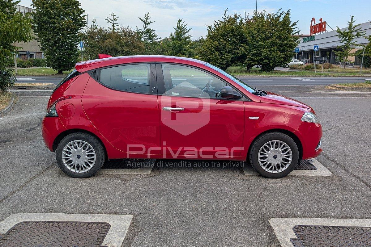 LANCIA Ypsilon 1.2 69 CV 5 porte Silver