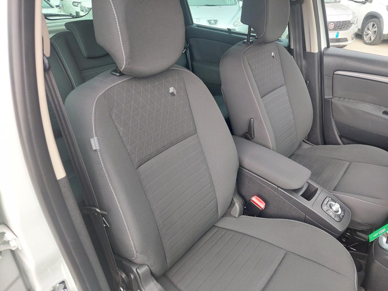 Renault Scenic XMod 1.5 dCi 110 CV Limited